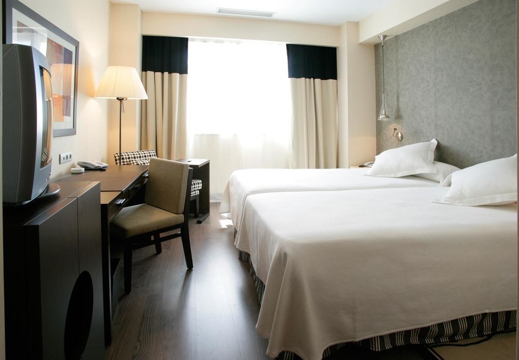 Nh Alcorcon Hotel Room photo