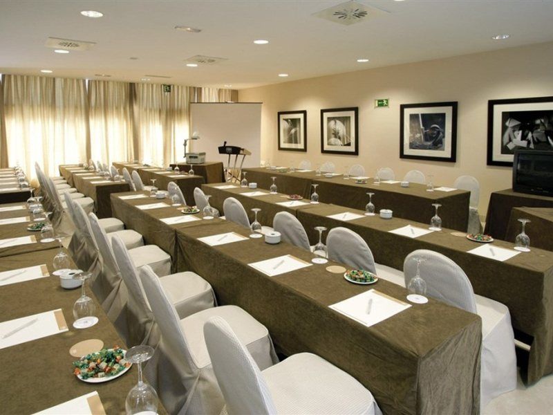 Nh Alcorcon Hotel Exterior photo